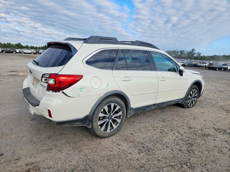 Фото 3 с аукциона – 2015 SUBARU OUTBACK с VIN 4S4BSBLC3F3240764