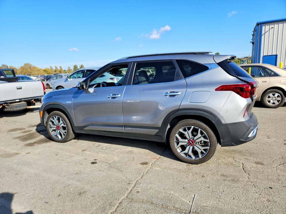 Photo 2 from auction – 2023 KIA SELTOS with VIN KNDETCA2XP7457186