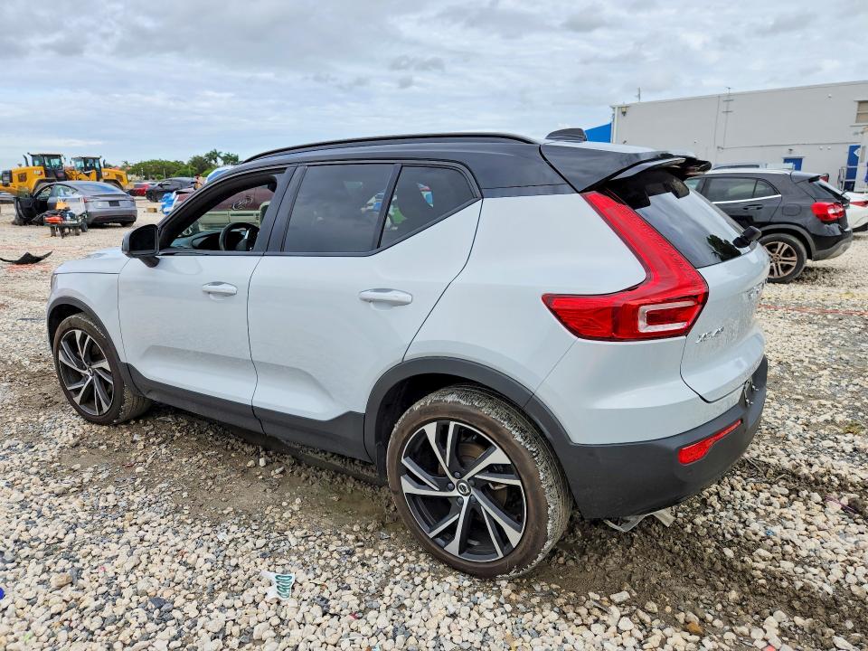 Photo 2 from auction – 2021 VOLVO XC40 with VIN YV4162UM7M2482856