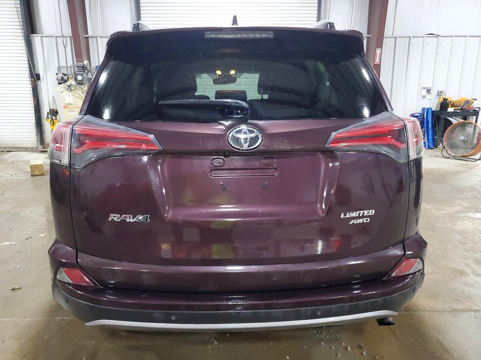 Снимка 6 от търг – 2018 TOYOTA RAV4 с VIN 2T3DFREV6JW821478