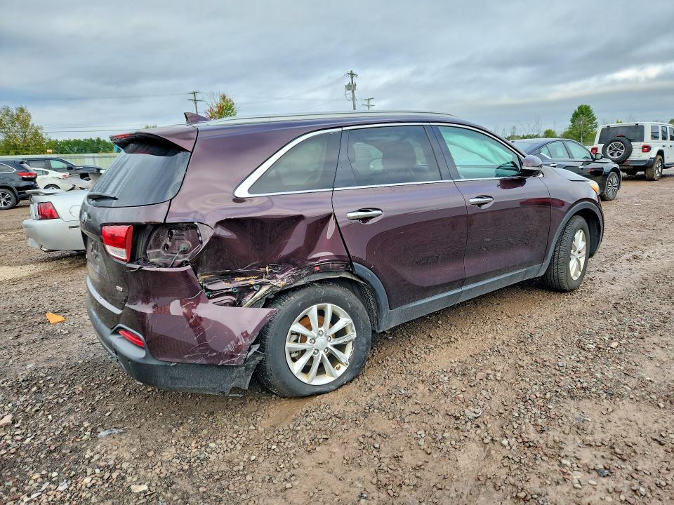 Photo 3 from auction – 2016 KIA SORENTO with VIN 5XYPG4A34GG027751