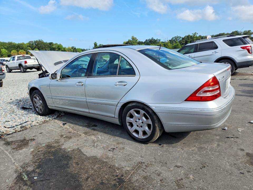 Photo 2 from auction – 2001 MERCEDES-BENZ C with VIN WDBRF61J71F134937