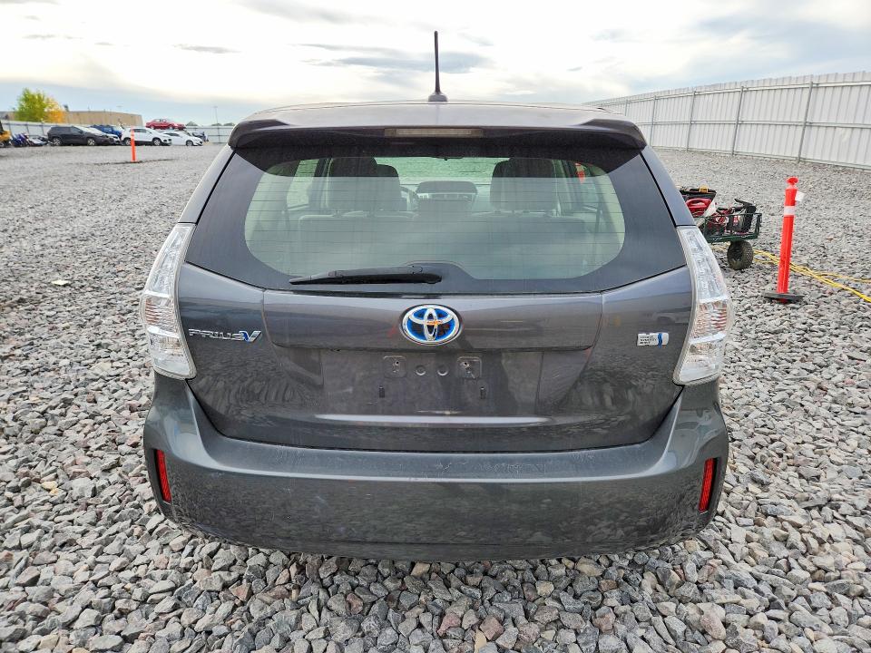Photo 6 from auction – 2013 TOYOTA PRIUS V with VIN JTDZN3EU0D3222967
