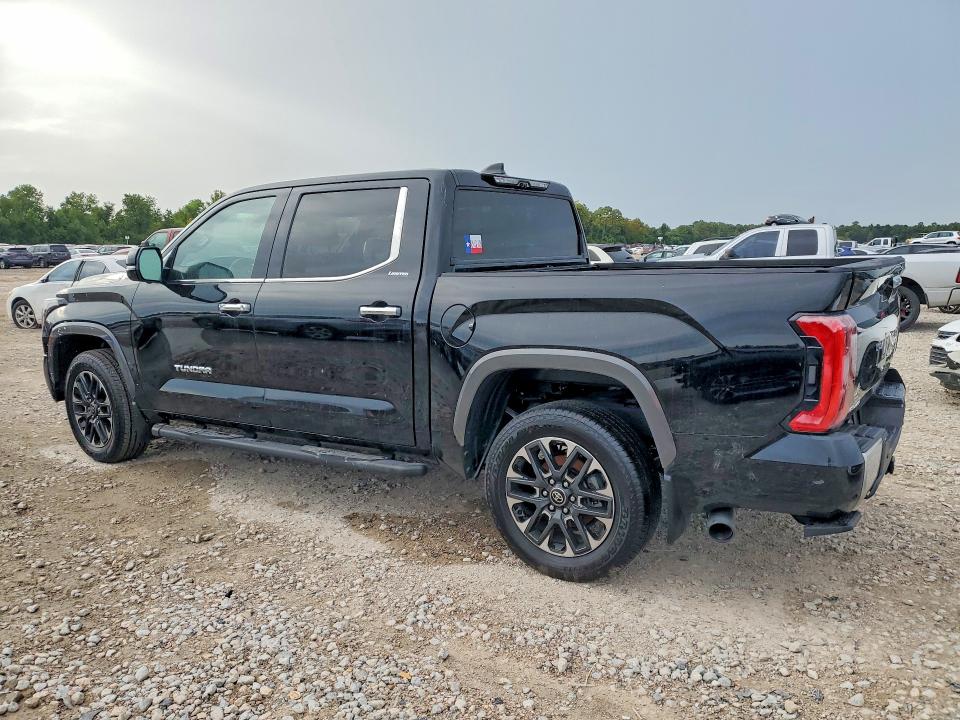 Photo 2 from auction – 2026 TOYOTA TUNDRA with VIN 5TFJA5DB3TX355413