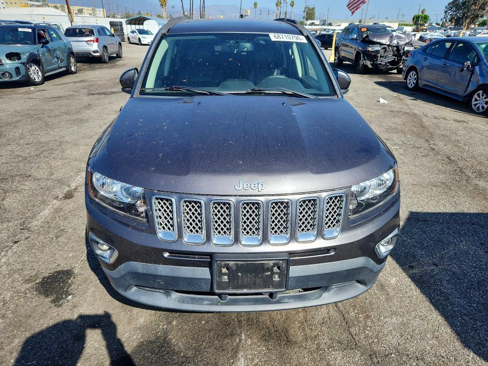 Foto 5 de la subasta – 2015 JEEP COMPASS con VIN 1C4NJCEA3FD149851