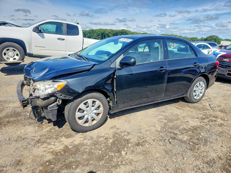 TOYOTA COROLLA 2010 con VIN 2T1BU4EE8AC302720 - Foto de la subasta