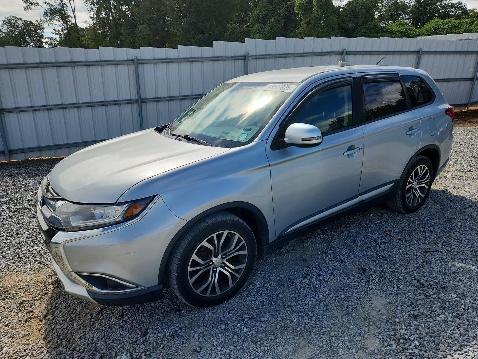 MITSUBISHI OUTLANDER 2016 with VIN JA4AD3A37GZ034729 - Photo from auction