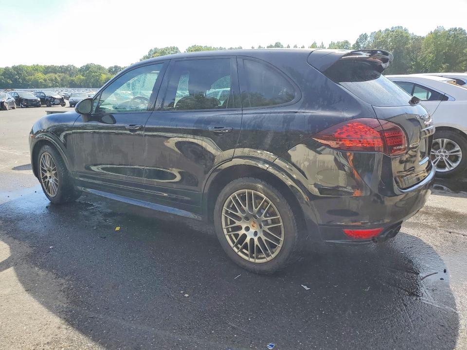 Photo 2 from auction – 2013 PORSCHE CAYENNE with VIN WP1AD2A22DLA79243