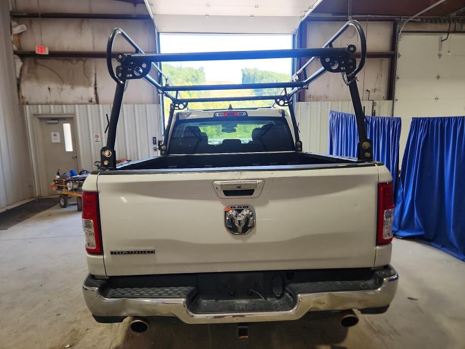 Снимка 6 от търг – 2019 RAM 1500 с VIN 1C6RREBT3KN683200