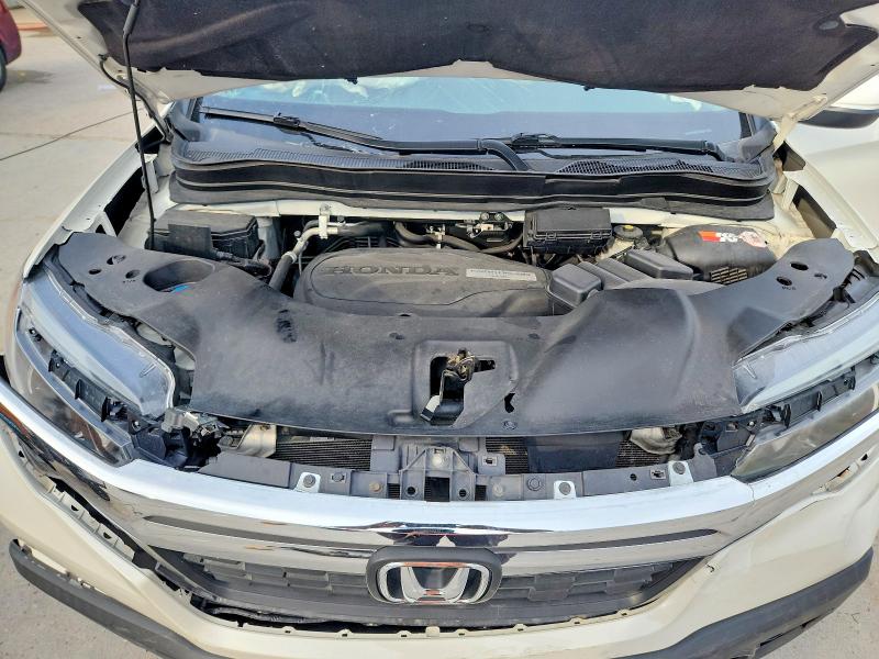 Photo 11 from auction – 2018 HONDA RIDGELINE with VIN 5FPYK2F63JB003196