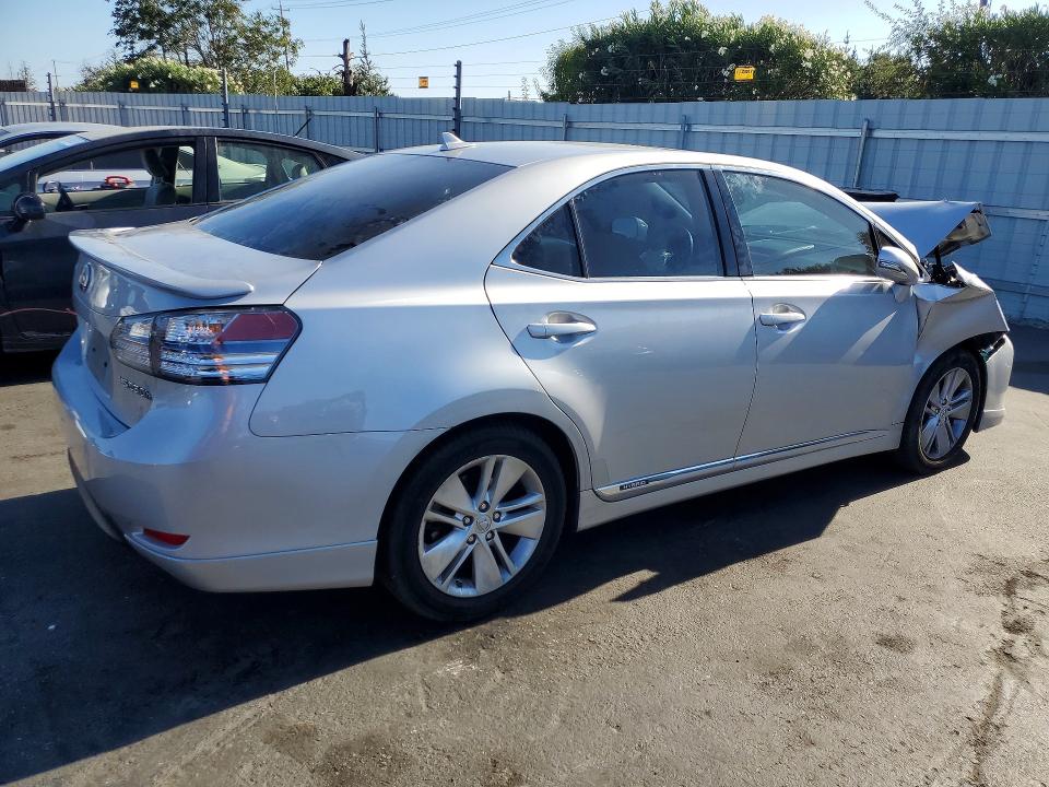 Фото 3 с аукциона – 2011 LEXUS HS с VIN JTHBB1BA4B2044247