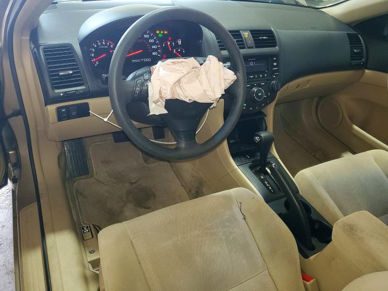 Снимка 8 от търг – 2005 HONDA ACCORD с VIN 1HGCM82465A015671