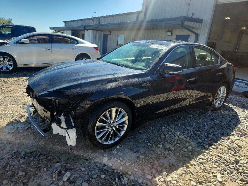 Снимка 1 от търг – 2018 INFINITI Q50 с VIN JN1EV7AR6JM611838