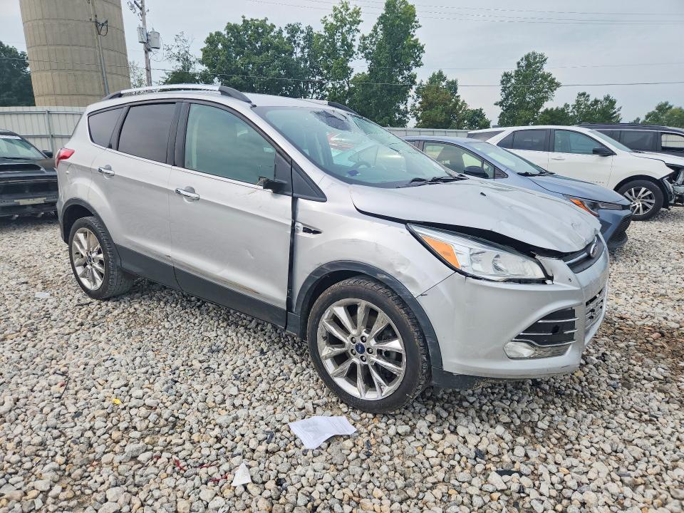 Снимка 4 от търг – 2016 FORD ESCAPE с VIN 1FMCU0G92GUC39540