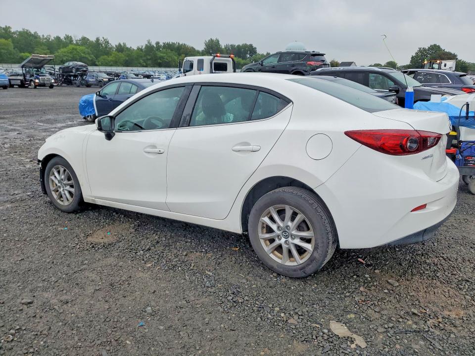 Photo 2 from auction – 2017 MAZDA 3 with VIN 3MZBN1U7XHM119185