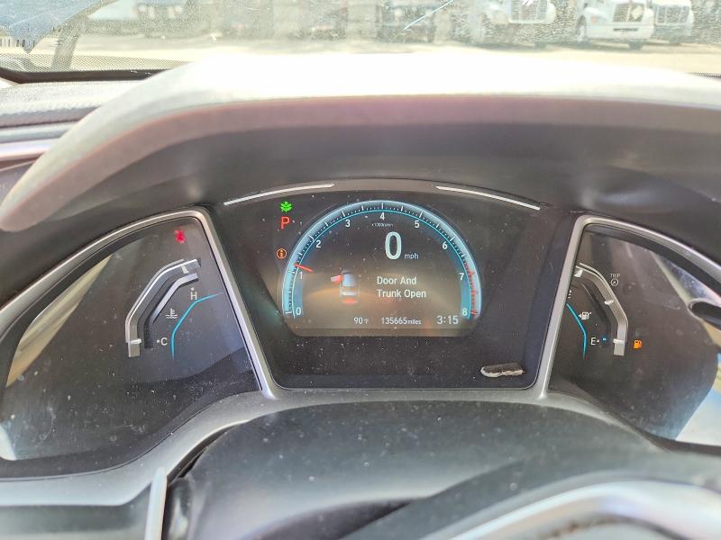 Photo 9 from auction – 2017 HONDA CIVIC with VIN 2HGFC2F72HH539312