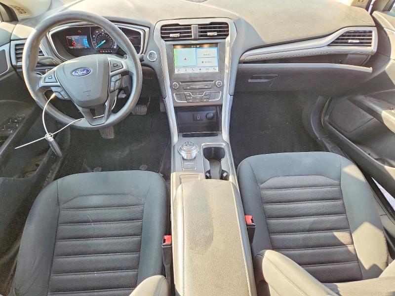 Снимка 8 от търг – 2017 FORD FUSION с VIN 3FA6P0HD3HR299059