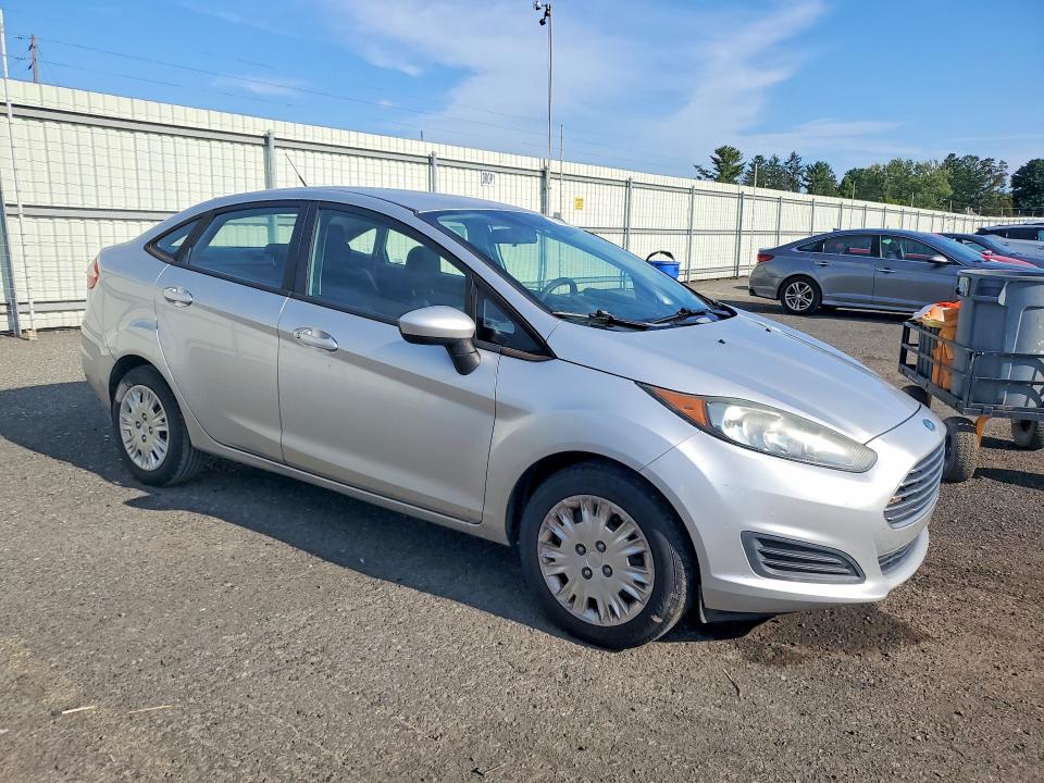 Photo 4 from auction – 2015 FORD FIESTA with VIN 3FADP4AJ6FM218810
