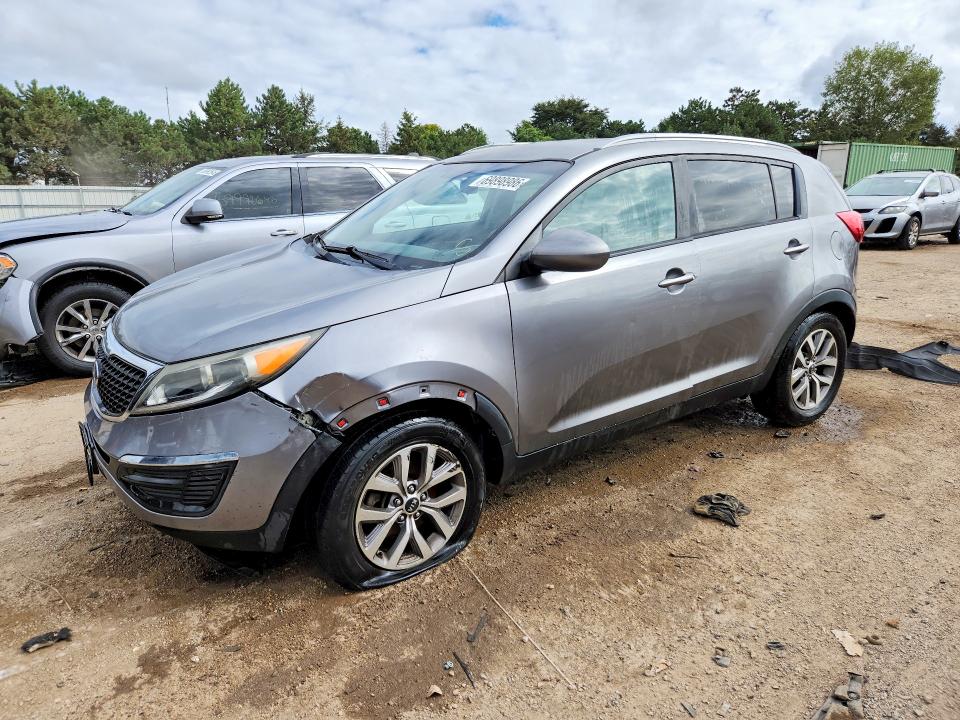 KIA SPORTAGE 2016 مع رقم تعريف المركبة KNDPB3AC7G7858764 - صورة من المزاد