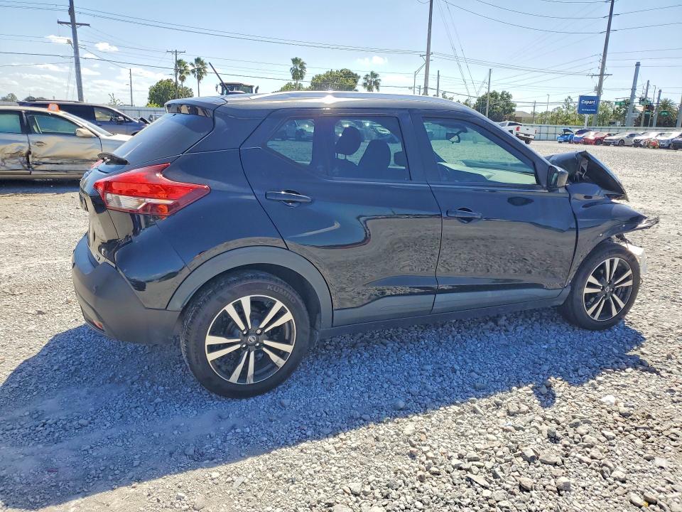 Photo 3 from auction – 2020 NISSAN KICKS with VIN 3N1CP5CV7LL521630