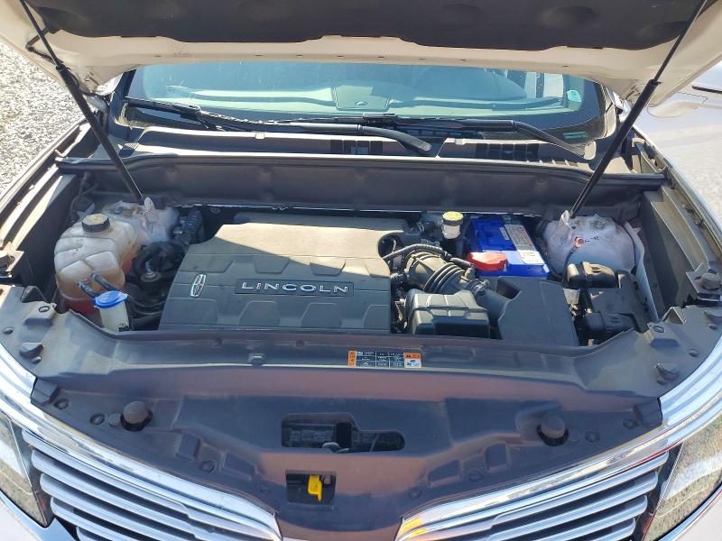 Photo 12 from auction – 2017 LINCOLN MKX with VIN 2LMPJ6LRXHBL38539