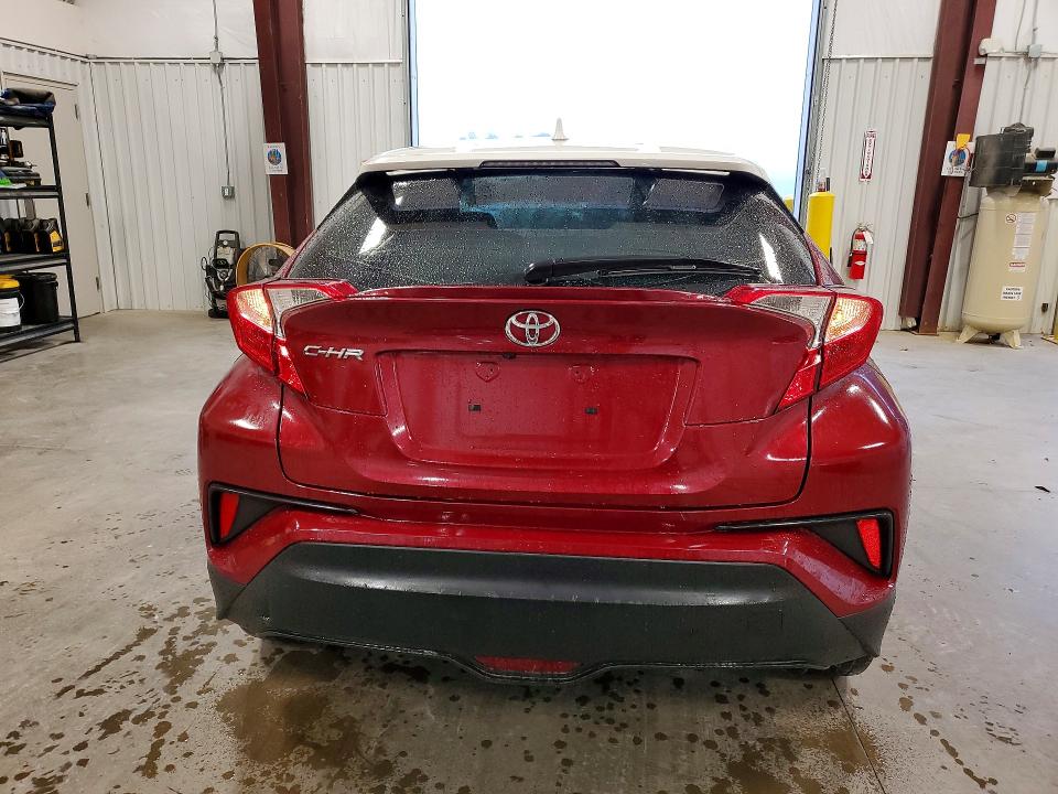 Photo 6 from auction – 2018 TOYOTA C-HR with VIN JTNKHMBX7J1011619