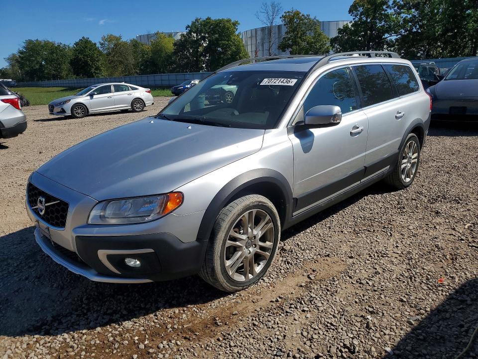 VOLVO XC70 2016 with VIN YV4612NK1G1265735 - Photo from auction