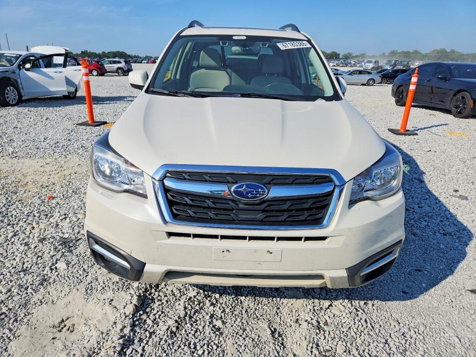 Photo 5 from auction – 2018 SUBARU FORESTER with VIN JF2SJAGC1JH532759