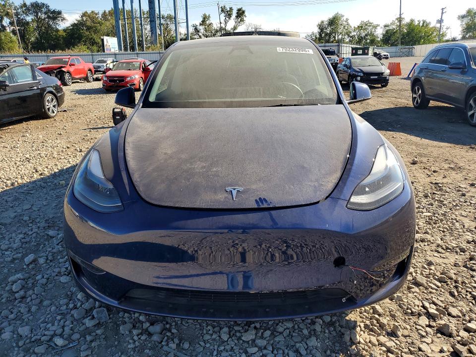 Снимка 5 от търг – 2023 TESLA MODEL Y с VIN 7SAYGDEF5PF979709