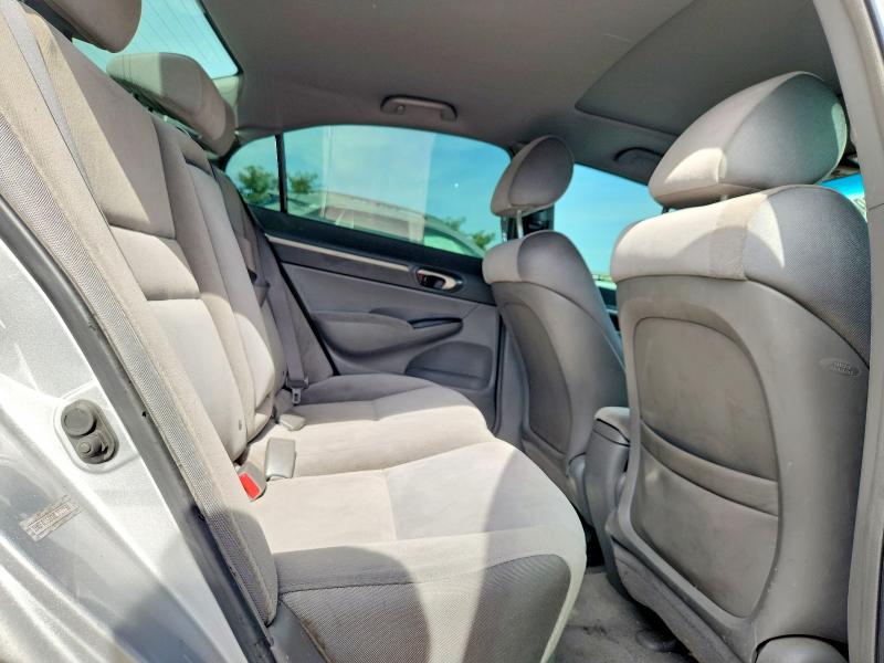 Снимка 10 от търг – 2007 HONDA CIVIC с VIN 1HGFA16807L053950
