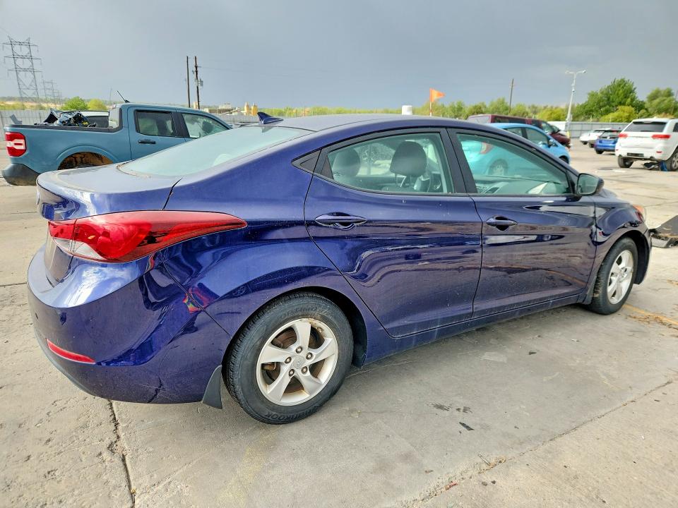 Photo 3 from auction – 2014 HYUNDAI ELANTRA with VIN 5NPDH4AE1EH515448