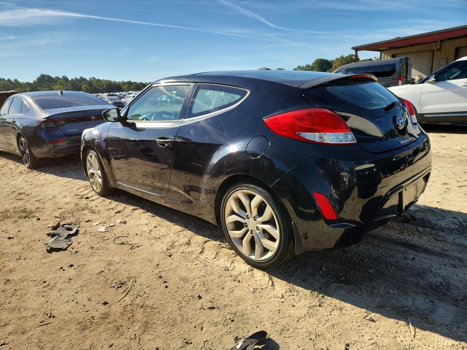 Photo 2 from auction – 2013 HYUNDAI VELOSTER with VIN KMHTC6AD9DU131821