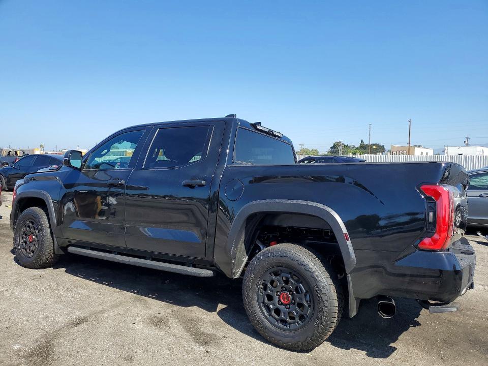 Photo 2 from auction – 2026 TOYOTA TUNDRA with VIN 5TFPC5DB4TX140689