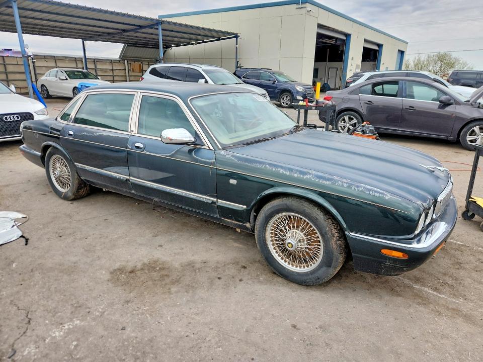Photo 4 from auction – 1998 JAGUAR VANDENPLAS with VIN SAJKX6248WC844724