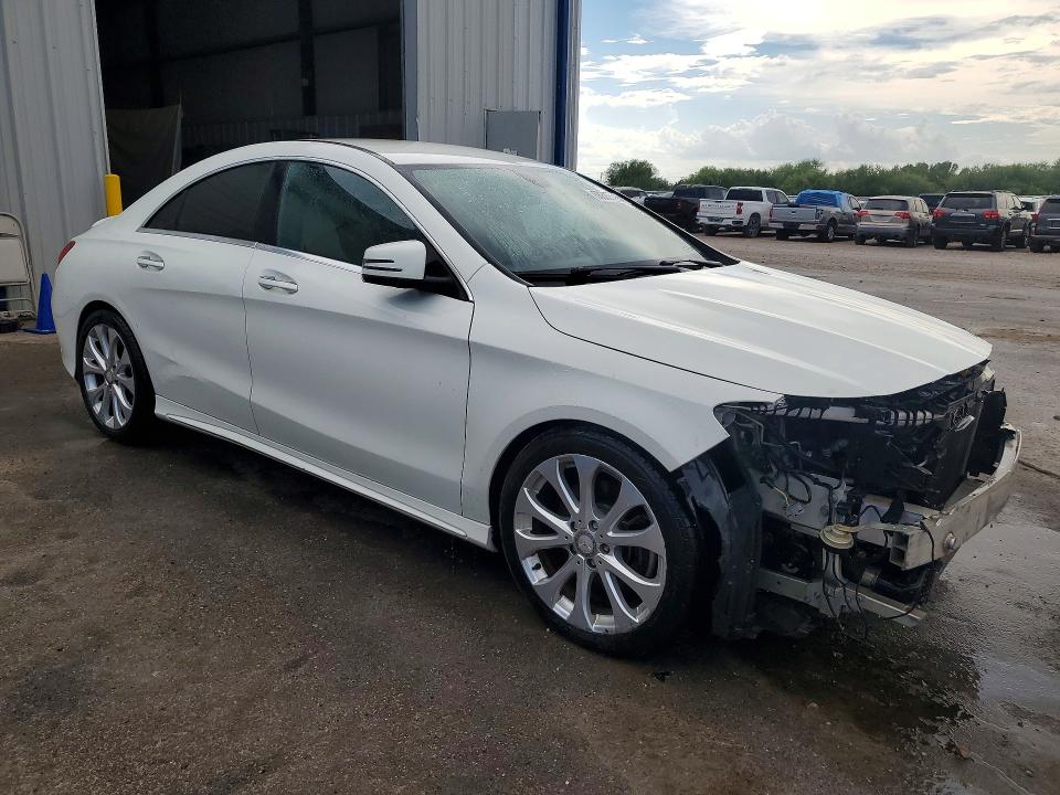 Photo 4 from auction – 2015 MERCEDES-BENZ CLA with VIN WDDSJ4EBXFN176417
