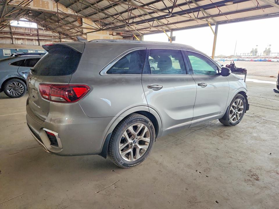 Фото 3 с аукциона – 2019 KIA SORENTO с VIN 5XYPKDA54KG509063