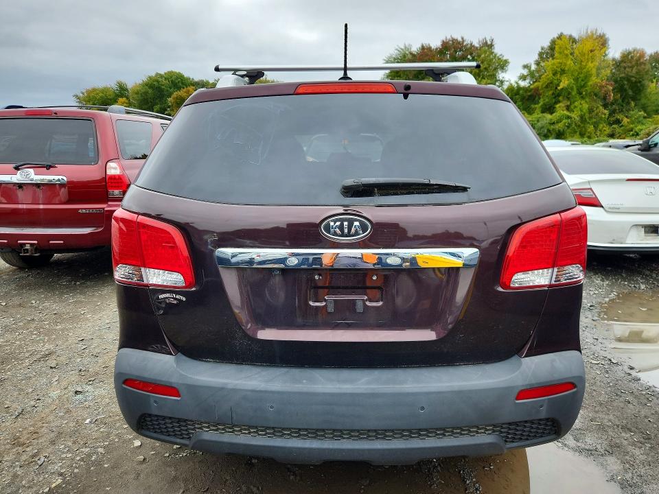صورة رقم 6 من المزاد - 2013 KIA SORENTO مع VIN 5XYKT3A63DG379046