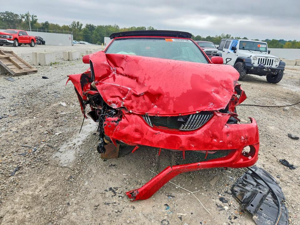 Снимка 5 от търг – 2006 TOYOTA CAMRY SOLARA с VIN 4T1FA38PX6U104518