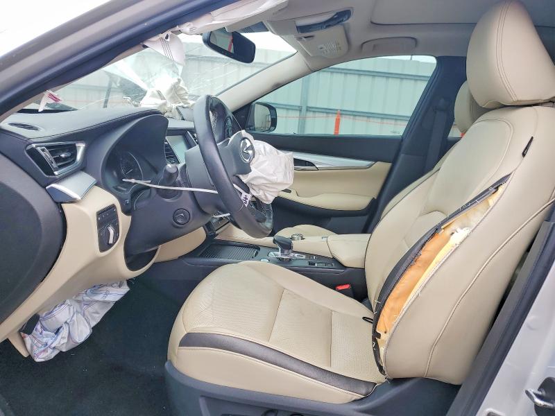 Снимка 7 от търг – 2019 INFINITI QX50 с VIN 3PCAJ5M19KF100300