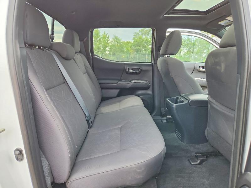 Photo 10 from auction – 2016 TOYOTA TACOMA with VIN 3TMCZ5AN2GM042610