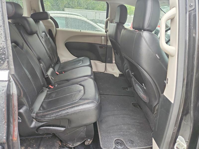 Фото 11 с аукциона – 2018 CHRYSLER PACIFICA с VIN 2C4RC1BG8JR292227