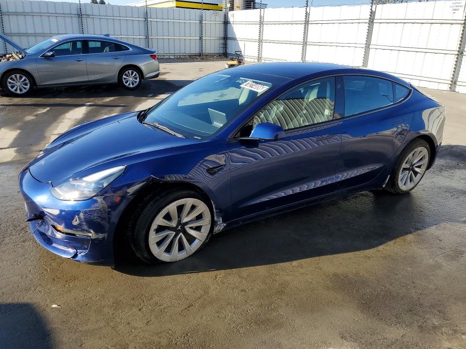TESLA MODEL 3 2022 with VIN 5YJ3E1EB8NF301011 - Photo from auction