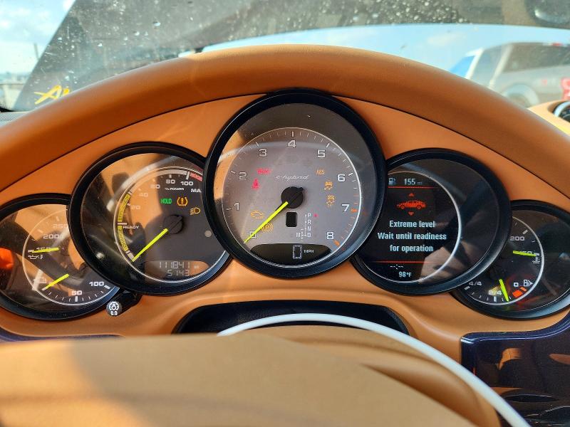 Photo 9 from auction – 2014 PORSCHE PANAMERA with VIN WP0AD2A76EL044753