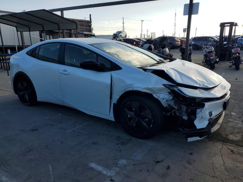 Photo 4 from auction – 2024 TOYOTA PRIUS with VIN JTDACAAU8R3040325