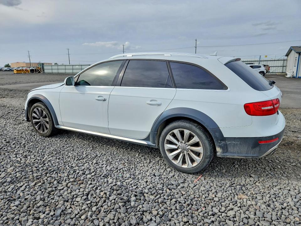 Zdjęcie 2 z aukcji – 2015 AUDI A4 ALLROAD z VIN WA1UFAFL7FA124755