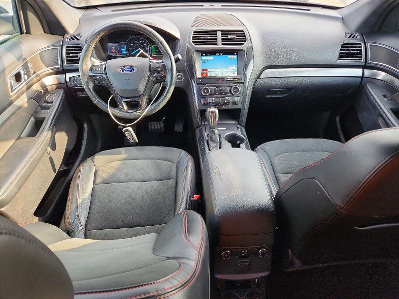 Снимка 8 от търг – 2018 FORD EXPLORER с VIN 1FM5K8D88JGB75941