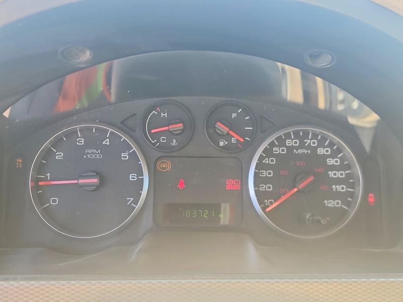 Photo 9 from auction – 2005 FORD FIVE HUNDRED with VIN 1FAFP23115G182687