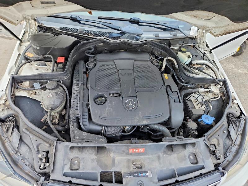 Photo 11 from auction – 2014 MERCEDES-BENZ C with VIN WDDGF8AB7ER324468