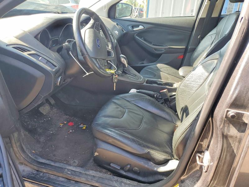 Zdjęcie 7 z aukcji – 2015 FORD FOCUS z VIN 1FADP3F20FL264968