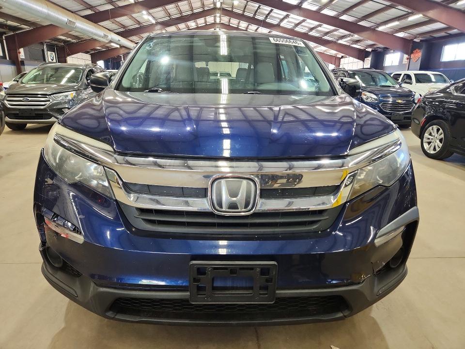 Photo 5 from auction – 2019 HONDA PILOT with VIN 5FNYF6H11KB020845